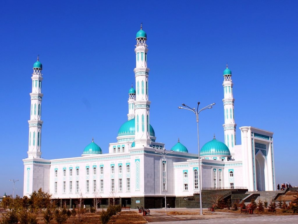 哈萨克斯坦现在能办签证吗？