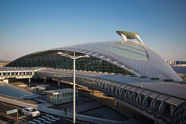 现在韩国首尔机场可以过境转机吗