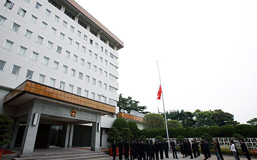 中国驻日本大使馆恢复办公