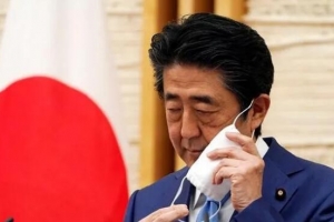 日本首相安倍辞职晋三，为什么？
